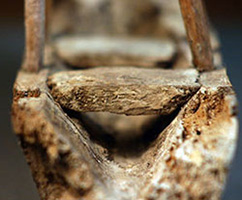 Click for hi-res image - Gurob view of the V-section